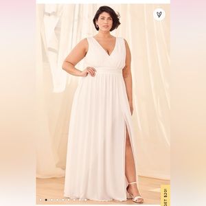 White floor length dress (wedding dress/formal dress)